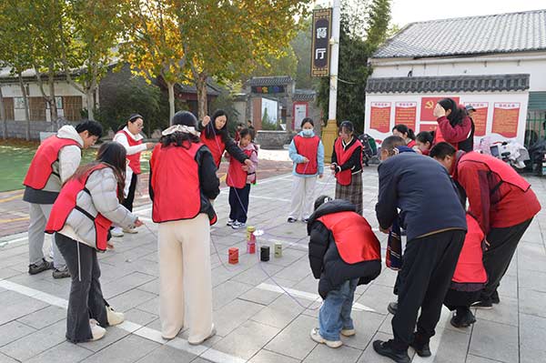 北交通职业技术学院与河北司法警官职业学院于2025年11月8日联合举办“重温总书记嘱托 践悟塔元庄初心”思政联合党建活动 北交通职业技术学院与河北司法警官职业学院于2025年11月8日联合举办“重温总书记嘱托 践悟塔元庄初心”思政联合党建活动