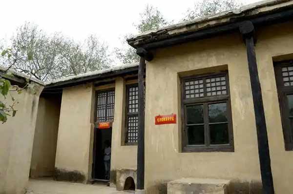 西柏坡干部培训赋能青年理想信念