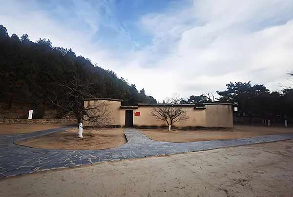 机关中层干部参与西柏坡干部培训