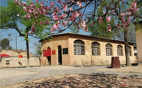 西柏坡干部培训筑牢党员纪律认知,